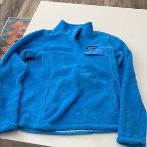 NEVER WORN ! Fuzzy Patagonia pullover !